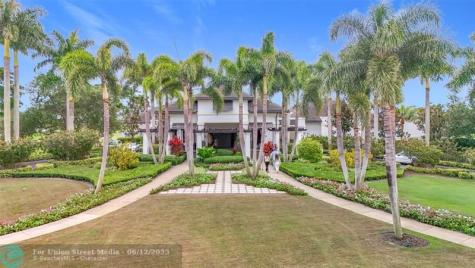 5100 Pineview Circle Delray Beach FL 33445