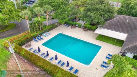 5100 Pineview Circle Delray Beach FL 33445