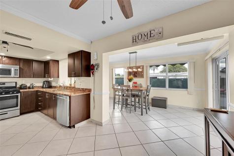 9661 NW 24th Place Sunrise FL 33322