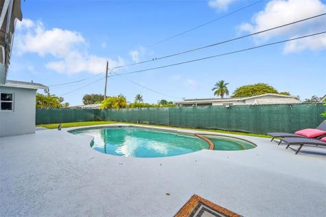 9661 NW 24th Place Sunrise FL 33322