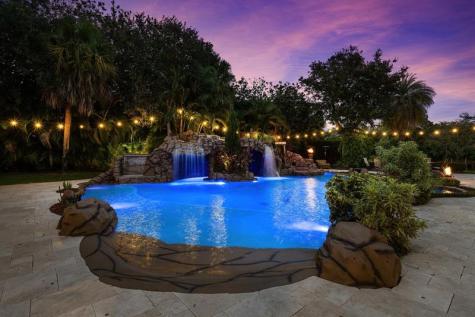 16389 Bridlewood Circle Delray Beach FL 33445