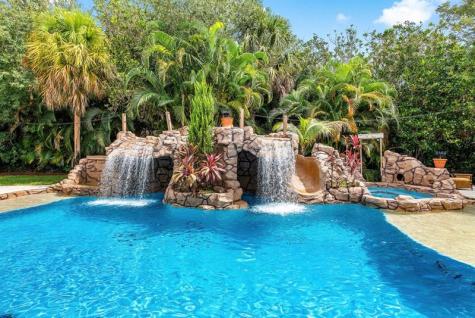 16389 Bridlewood Circle Delray Beach FL 33445