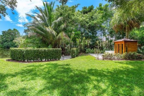 16389 Bridlewood Circle Delray Beach FL 33445