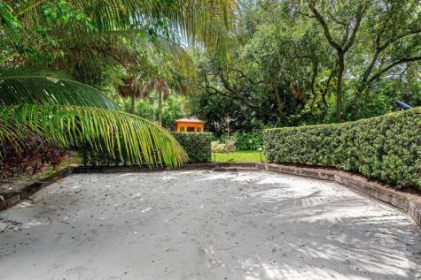 16389 Bridlewood Circle Delray Beach FL 33445