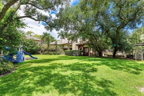 16389 Bridlewood Circle Delray Beach FL 33445