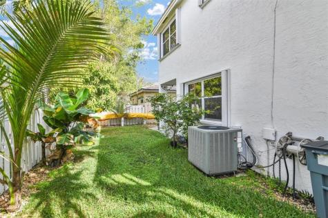 843 NW 98th Avenue Plantation FL 33324