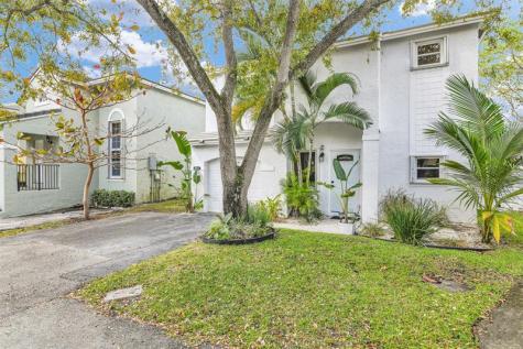 843 NW 98th Avenue Plantation FL 33324