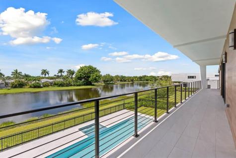 16722 S Botaniko Drive S Weston FL 33326