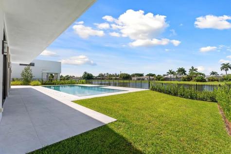 16722 S Botaniko Drive S Weston FL 33326