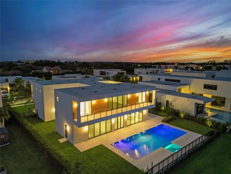 16722 S Botaniko Drive S Weston FL 33326