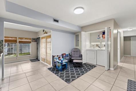 7303 NW 64th Street Tamarac FL 33321