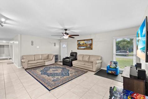 7303 NW 64th Street Tamarac FL 33321