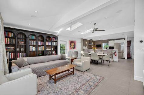 2925 N Atlantic Bl Fort Lauderdale FL 33308