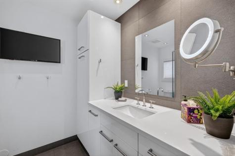 2925 N Atlantic Bl Fort Lauderdale FL 33308