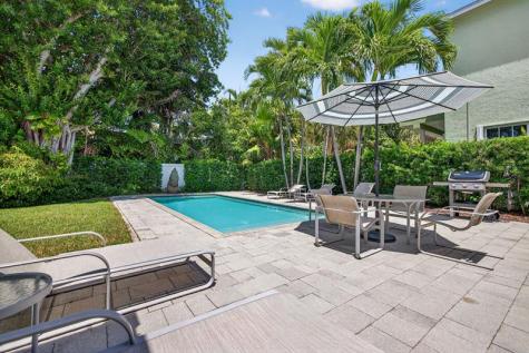 2925 N Atlantic Bl Fort Lauderdale FL 33308