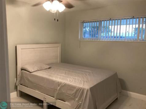 8571 NW 26th Street Sunrise FL 33322