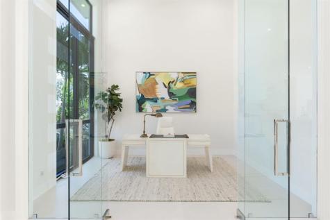 2724 NE 21st Court Fort Lauderdale FL 33305