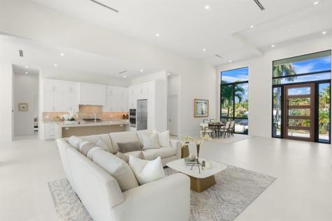 2724 NE 21st Court Fort Lauderdale FL 33305