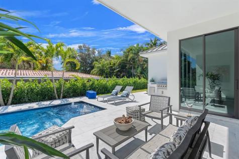 2724 NE 21st Court Fort Lauderdale FL 33305