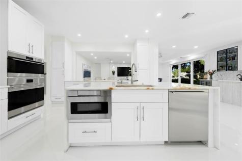 10038 Vestal Place Coral Springs FL 33071
