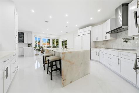 10038 Vestal Place Coral Springs FL 33071