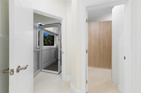 10038 Vestal Place Coral Springs FL 33071