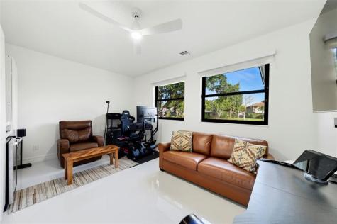 10038 Vestal Place Coral Springs FL 33071