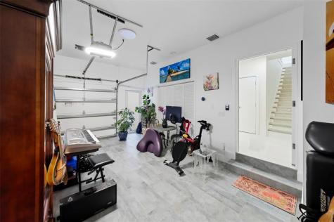 10038 Vestal Place Coral Springs FL 33071