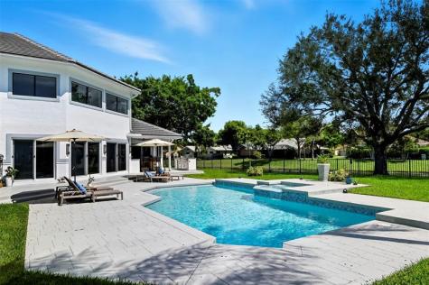 10038 Vestal Place Coral Springs FL 33071