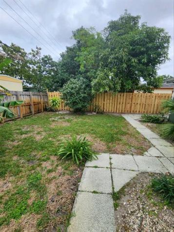 3523 NW 33rd Court Lauderdale Lakes FL 33309