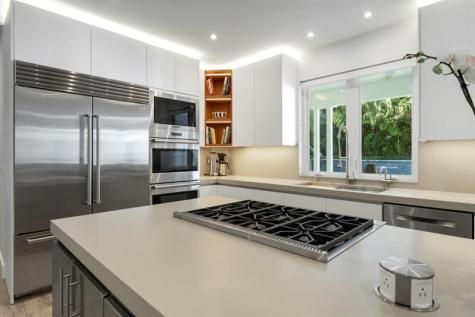 2516 Sunset Drive Miami Beach FL 33140