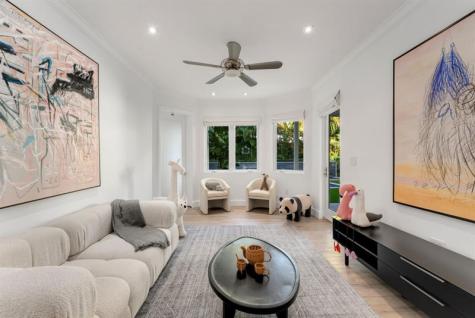 2516 Sunset Drive Miami Beach FL 33140