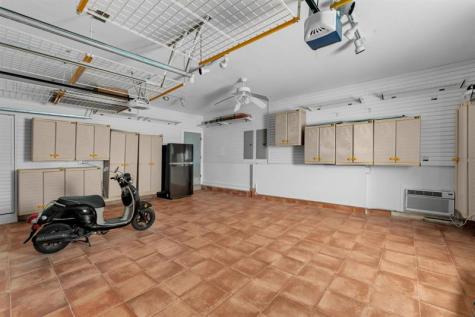 2516 Sunset Drive Miami Beach FL 33140