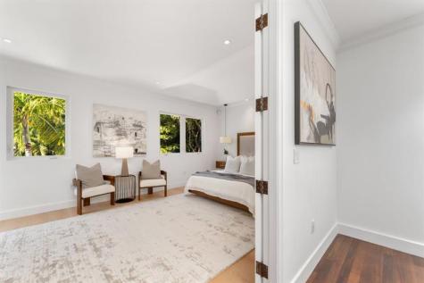 2516 Sunset Drive Miami Beach FL 33140