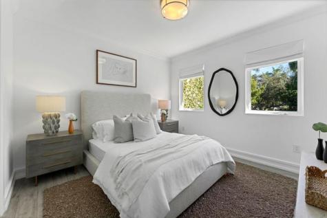 2516 Sunset Drive Miami Beach FL 33140