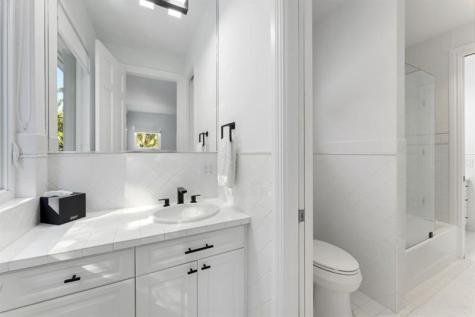 2516 Sunset Drive Miami Beach FL 33140