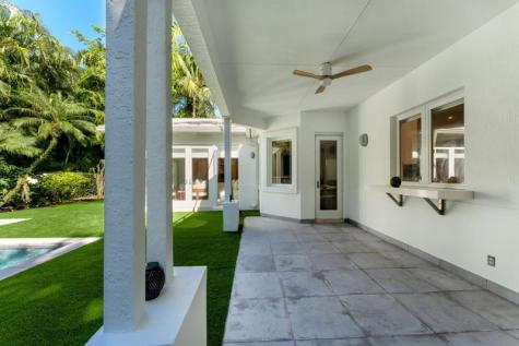 2516 Sunset Drive Miami Beach FL 33140