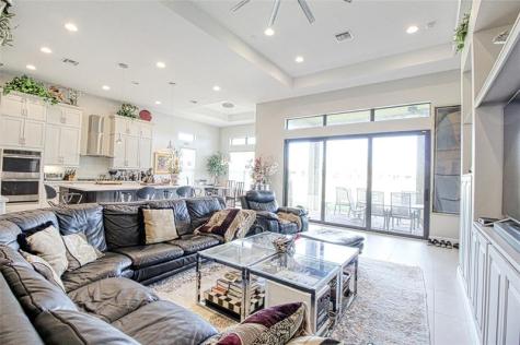 12095 E Bastille Circle Parkland FL 33076