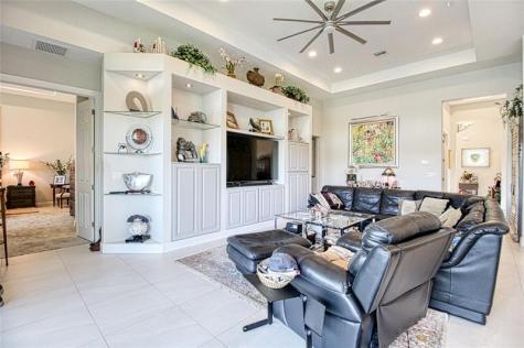 12095 E Bastille Circle Parkland FL 33076