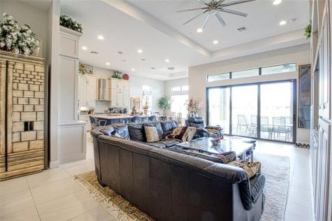 12095 E Bastille Circle Parkland FL 33076