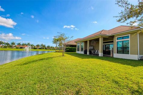12095 E Bastille Circle Parkland FL 33076
