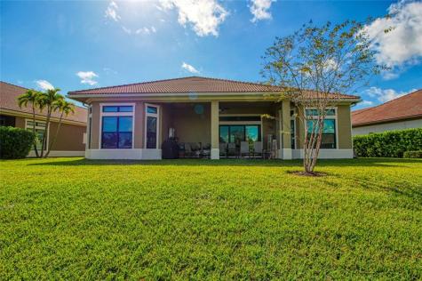 12095 E Bastille Circle Parkland FL 33076