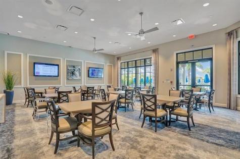 12095 E Bastille Circle Parkland FL 33076
