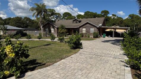 354 Baysinger Avenue Fort Pierce FL 34982
