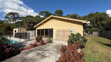 354 Baysinger Avenue Fort Pierce FL 34982