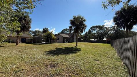 354 Baysinger Avenue Fort Pierce FL 34982