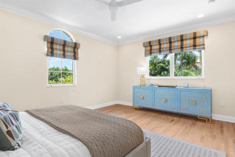2890 NE 27th Street Fort Lauderdale FL 33306