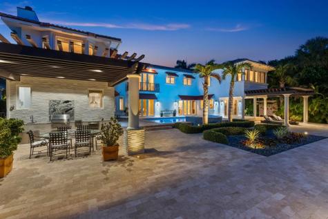 2890 NE 27th Street Fort Lauderdale FL 33306
