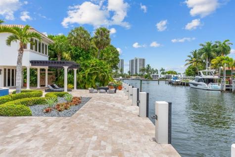 2890 NE 27th Street Fort Lauderdale FL 33306