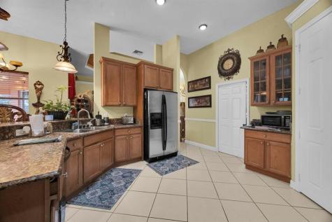 624 SW Nichols Terrace Port St Lucie FL 34953